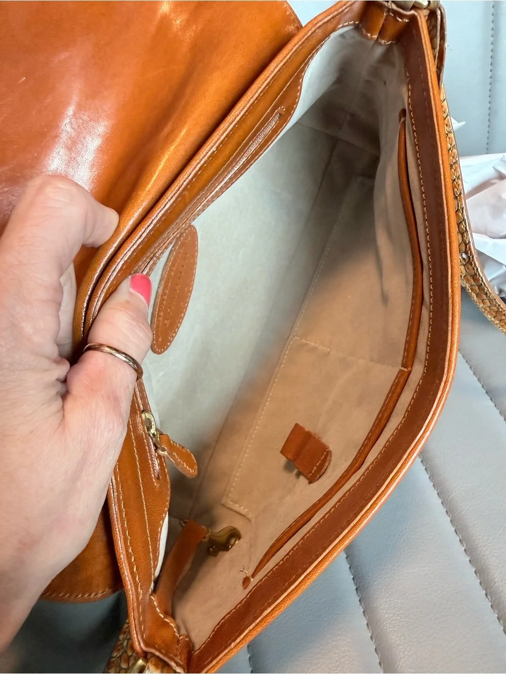 Brahmin Toasted Pecan Melborne Baguette Shoulder Bag Tan Embossed Tuscan Leather